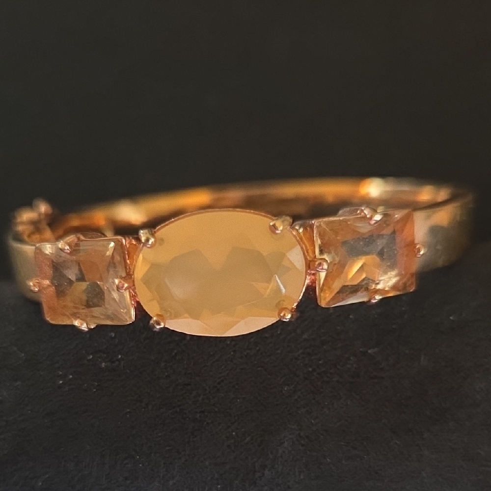 Kate Spade Rose Holdtone Hunged Bracelet With Three Stones.  Like New.